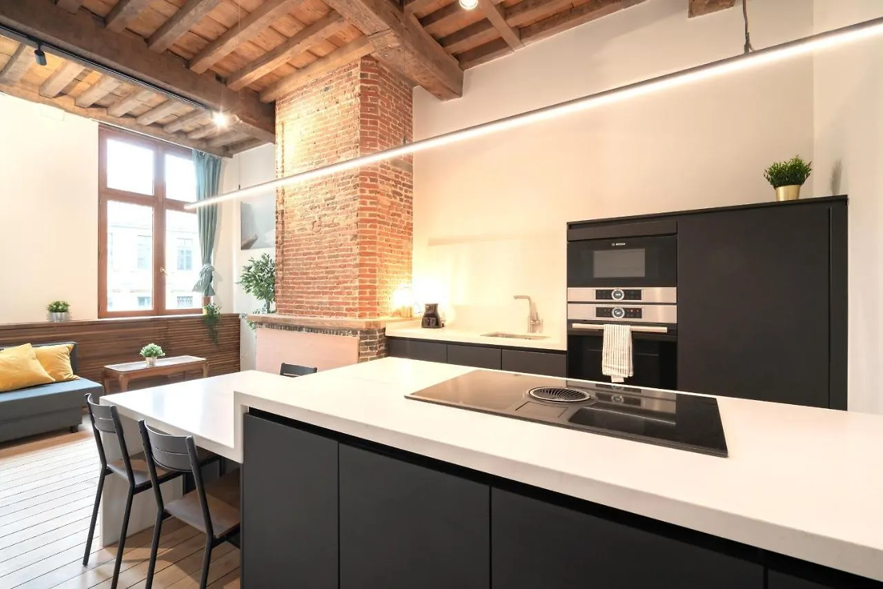 The Hendrik Square Residence Антверпен